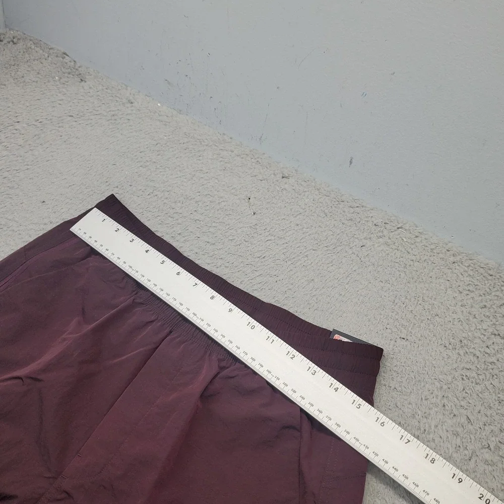 VRST All-In Unlined Shorts Mens Medium Burgundy Comfort Water Repellent UPF 50+‎